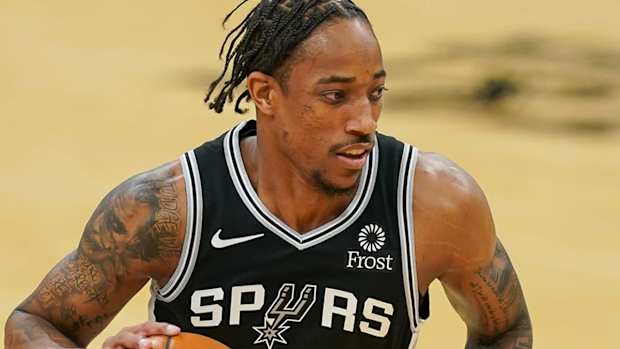 demar-derozan-spurs-drive